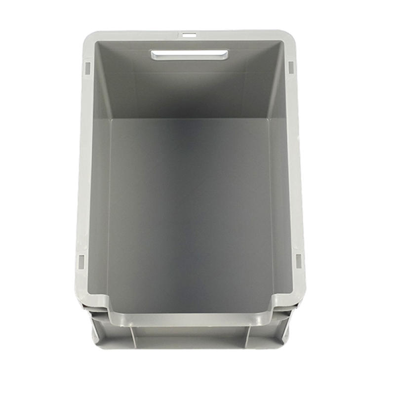 Ящик пластиковий 400х300х270 мм з вирізом