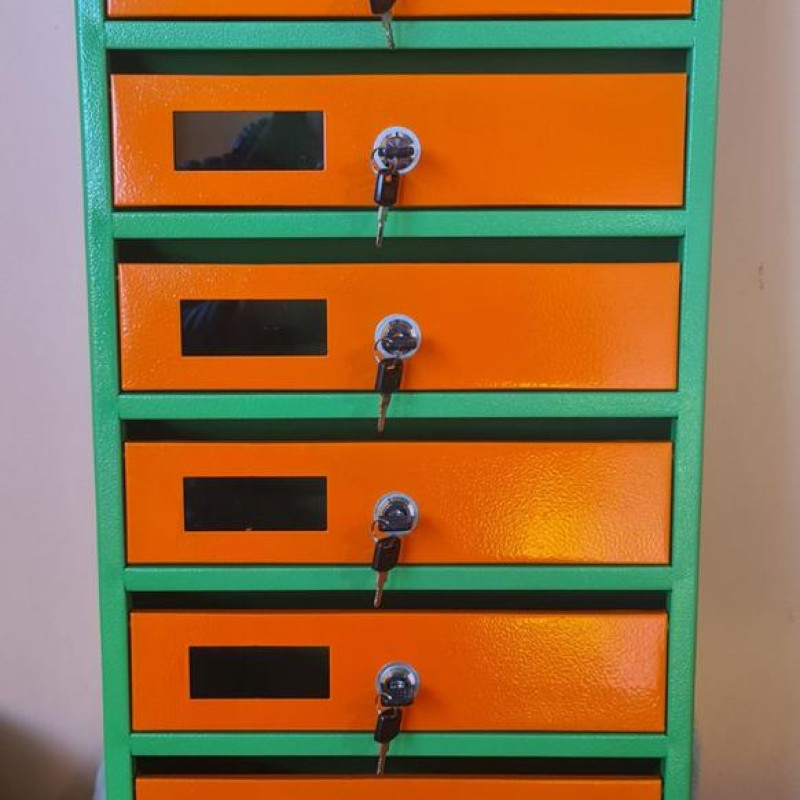 Скриньки поштові від 3 до 10 квартир із задньою стінкою багатосекційні